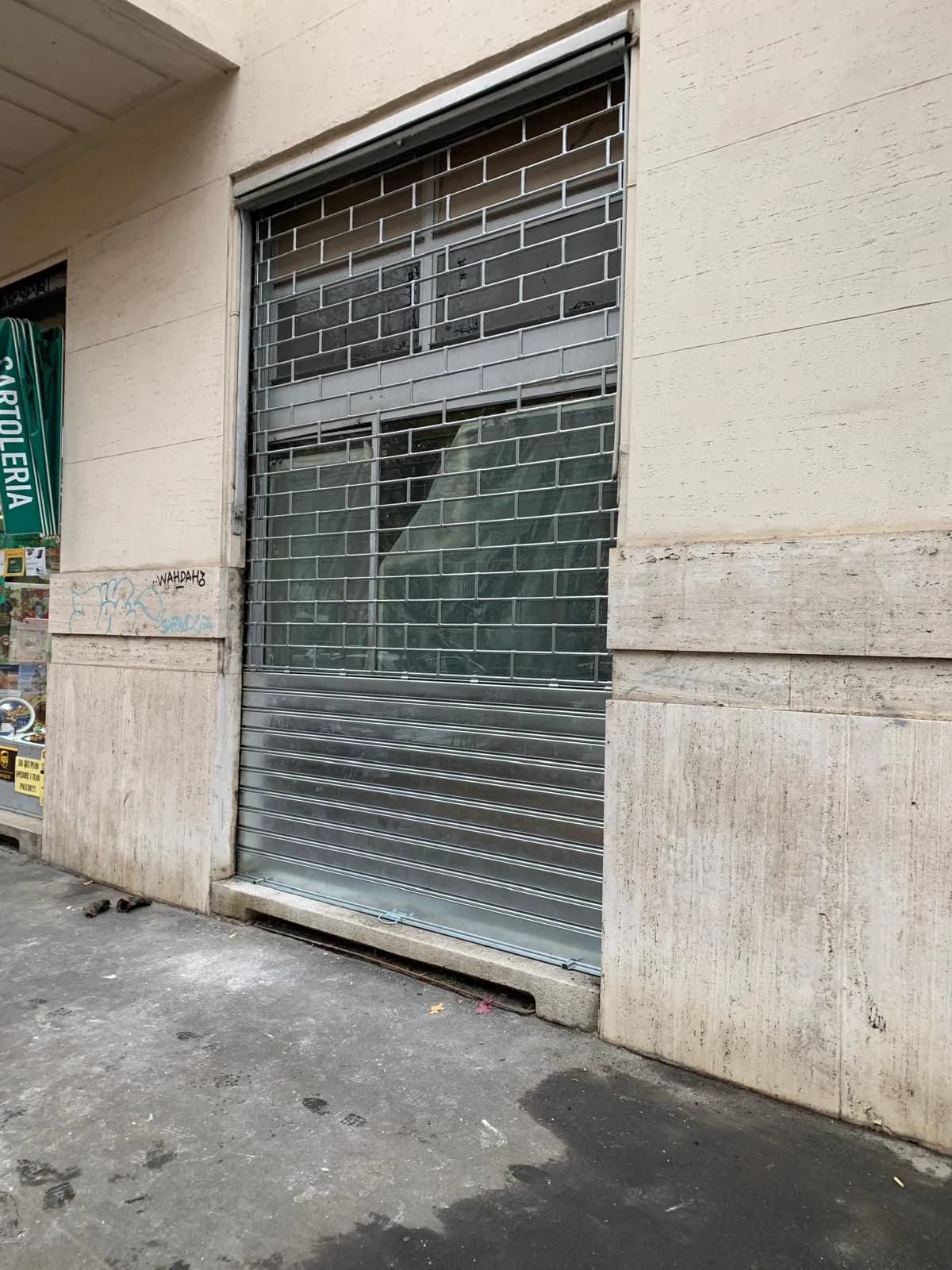 Riparazione serranda negozio Milano